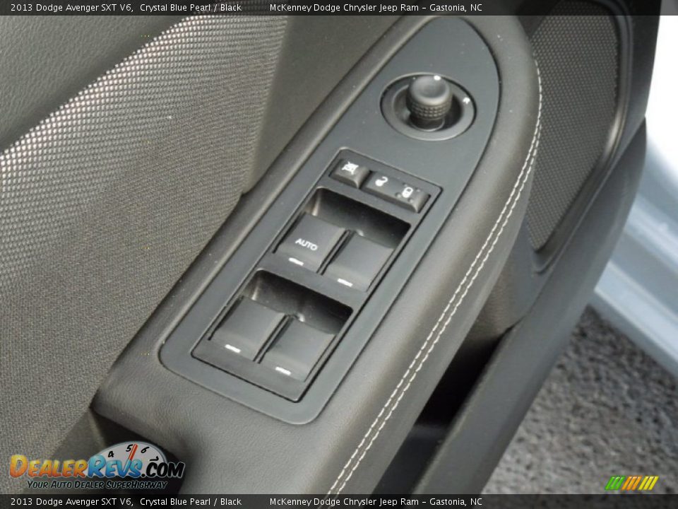 2013 Dodge Avenger SXT V6 Crystal Blue Pearl / Black Photo #12