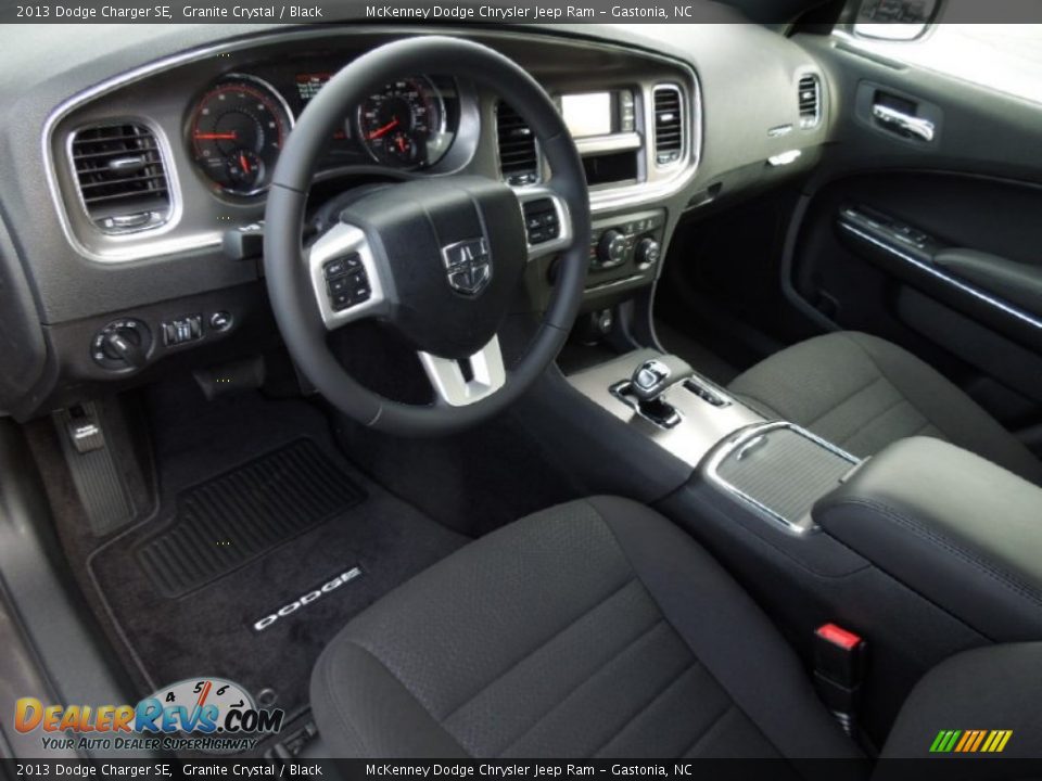 Black Interior - 2013 Dodge Charger SE Photo #28