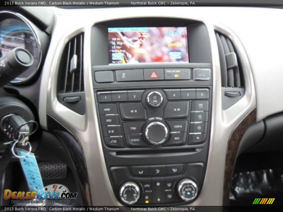 2013 Buick Verano FWD Carbon Black Metallic / Medium Titanium Photo #16