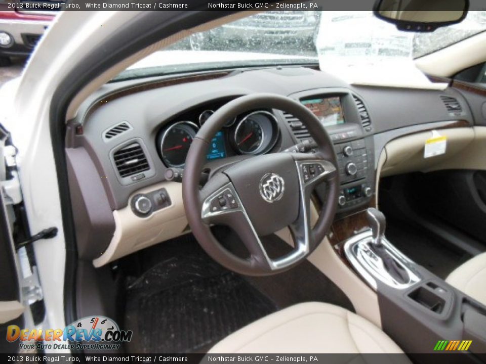 2013 Buick Regal Turbo White Diamond Tricoat / Cashmere Photo #10