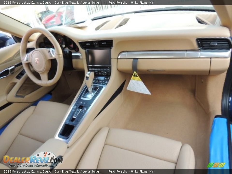 Dashboard of 2013 Porsche 911 Carrera Coupe Photo #14