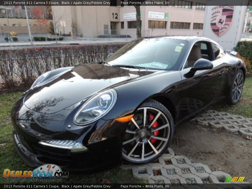 Front 3/4 View of 2013 Porsche 911 Carrera S Coupe Photo #1