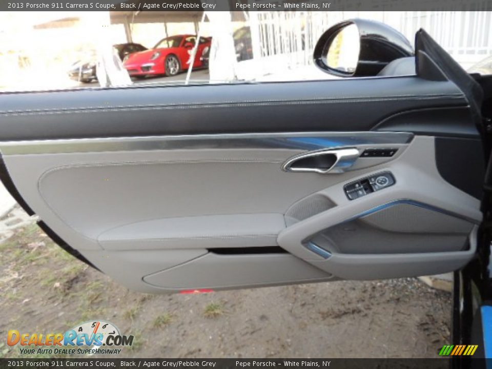 Door Panel of 2013 Porsche 911 Carrera S Coupe Photo #16