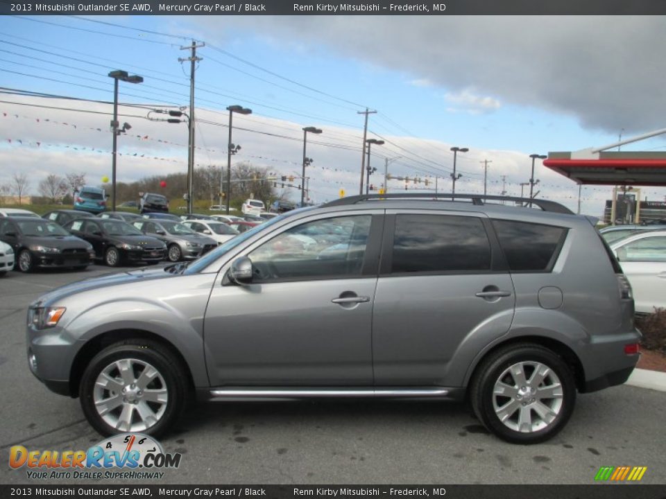 Mercury Gray Pearl 2013 Mitsubishi Outlander SE AWD Photo #2