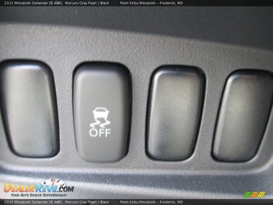 2013 Mitsubishi Outlander SE AWD Mercury Gray Pearl / Black Photo #20