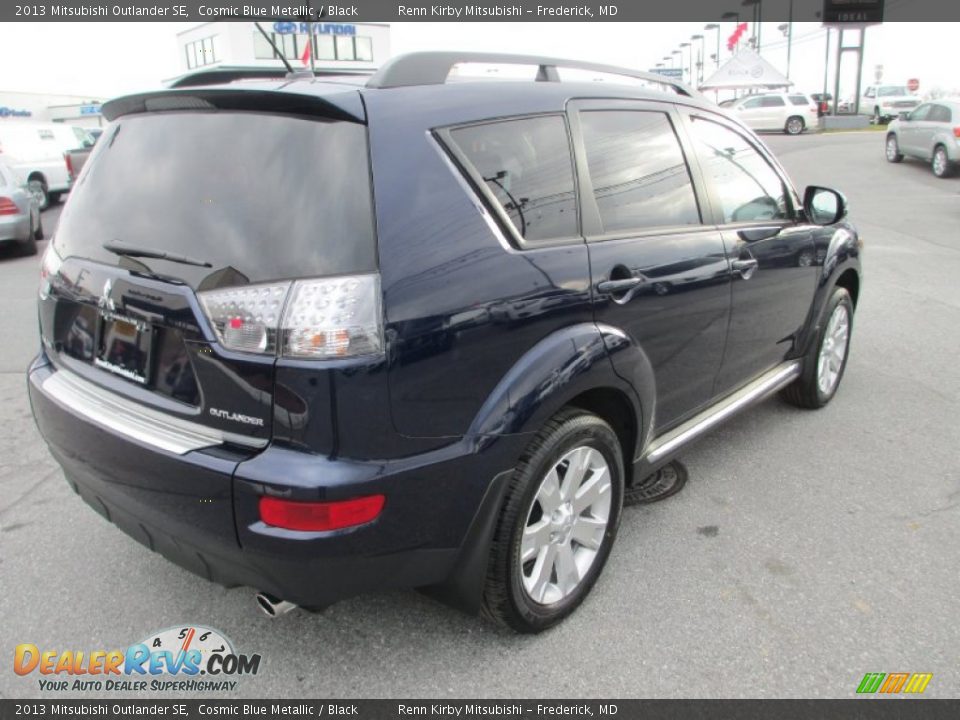 2013 Mitsubishi Outlander SE Cosmic Blue Metallic / Black Photo #5