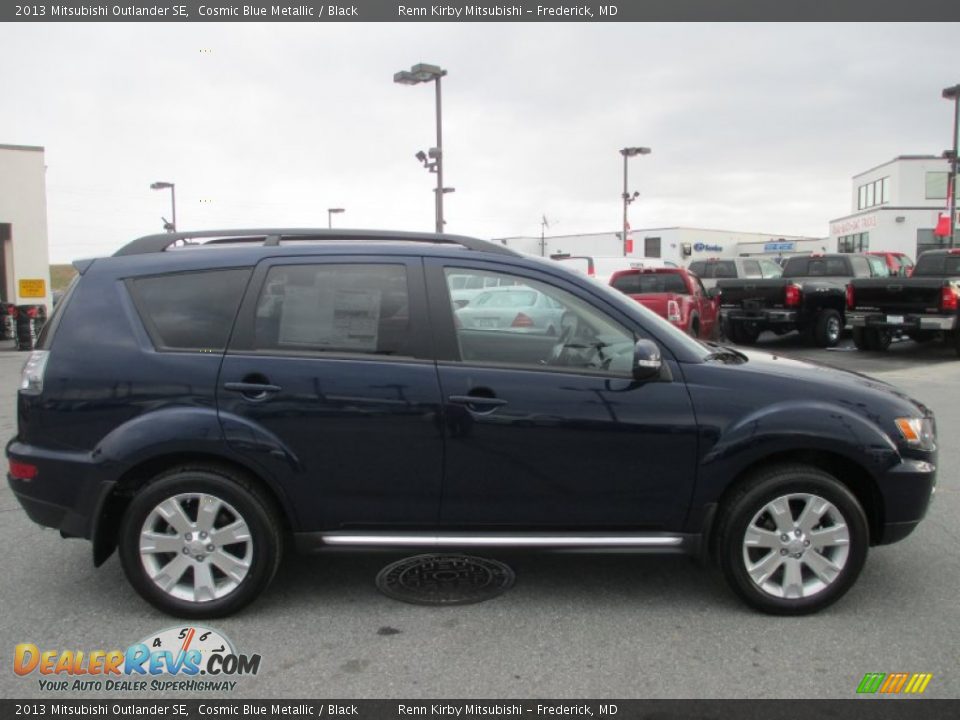 2013 Mitsubishi Outlander SE Cosmic Blue Metallic / Black Photo #6