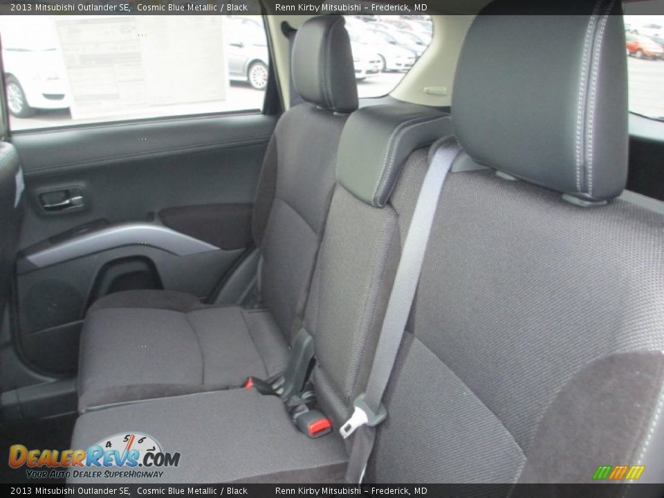 2013 Mitsubishi Outlander SE Cosmic Blue Metallic / Black Photo #21