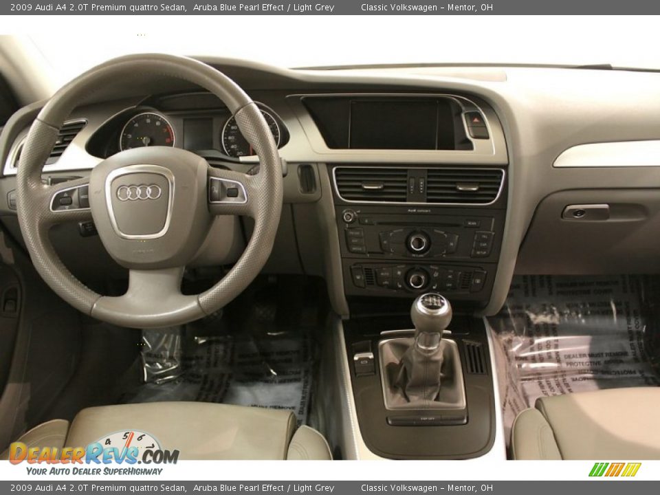 2009 Audi A4 2.0T Premium quattro Sedan Aruba Blue Pearl Effect / Light Grey Photo #31