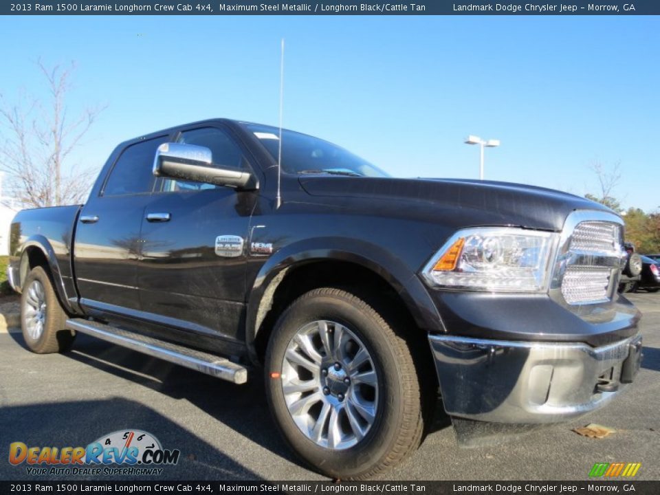 Front 3/4 View of 2013 Ram 1500 Laramie Longhorn Crew Cab 4x4 Photo #4