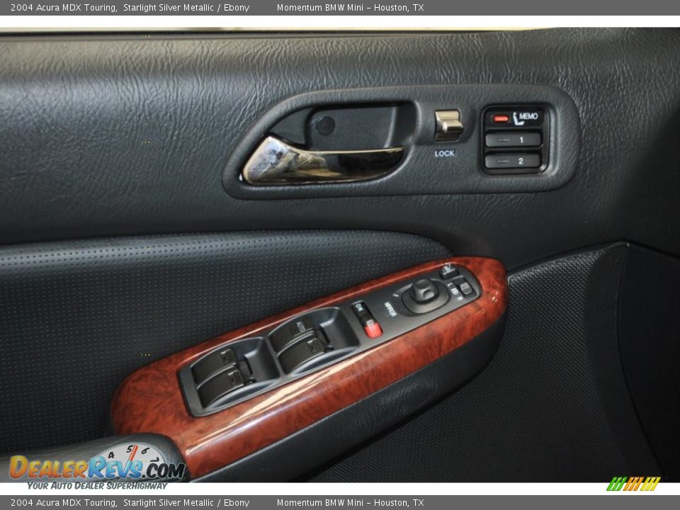 Controls of 2004 Acura MDX Touring Photo #17