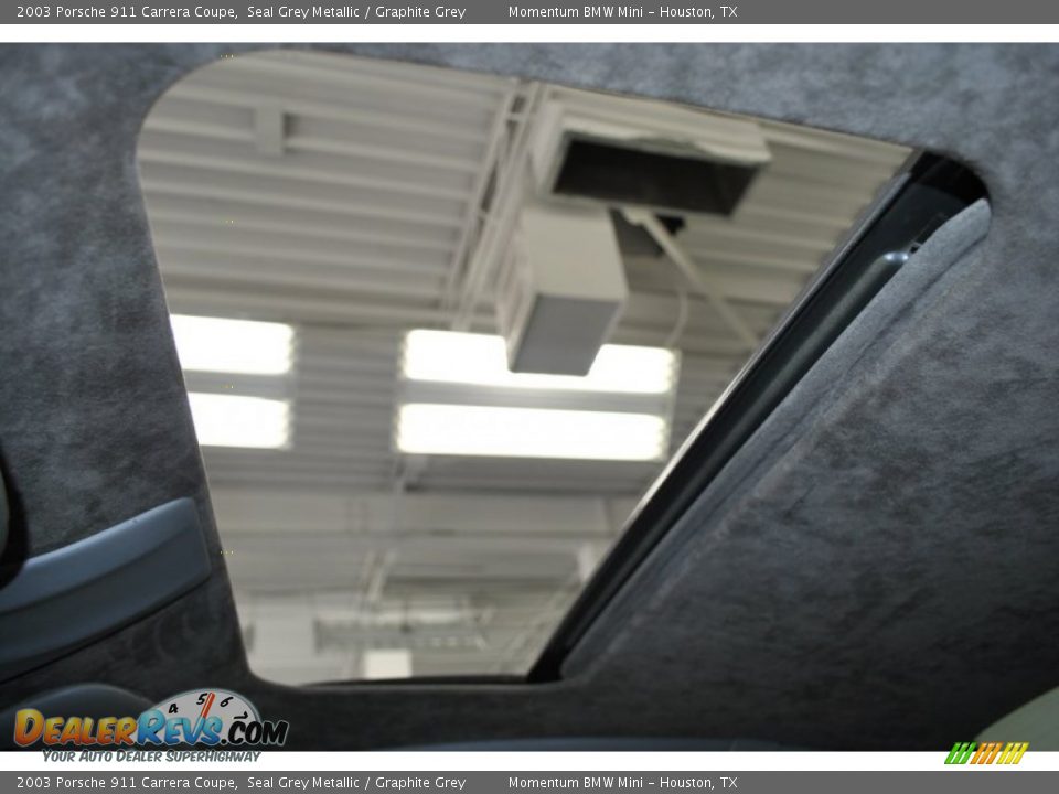 Sunroof of 2003 Porsche 911 Carrera Coupe Photo #35
