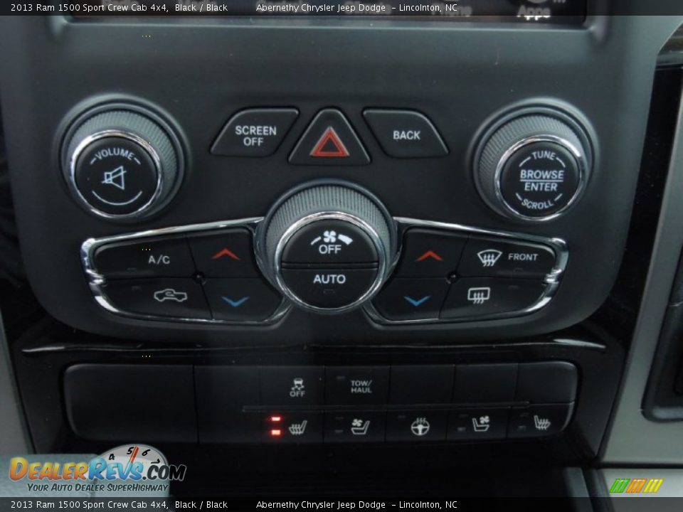 Controls of 2013 Ram 1500 Sport Crew Cab 4x4 Photo #13