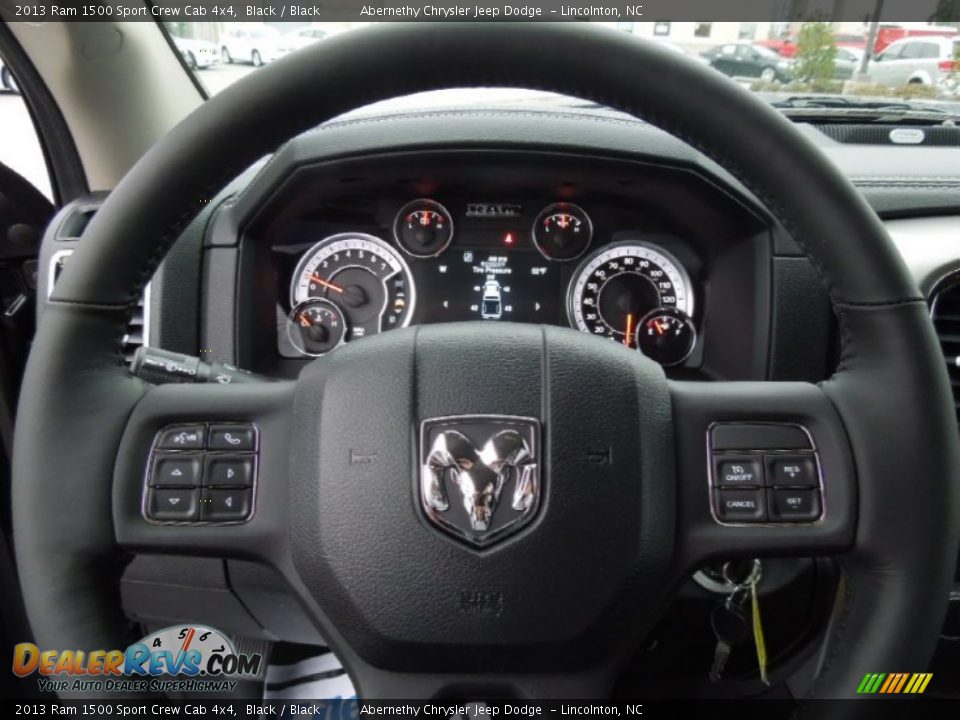 2013 Ram 1500 Sport Crew Cab 4x4 Steering Wheel Photo #16