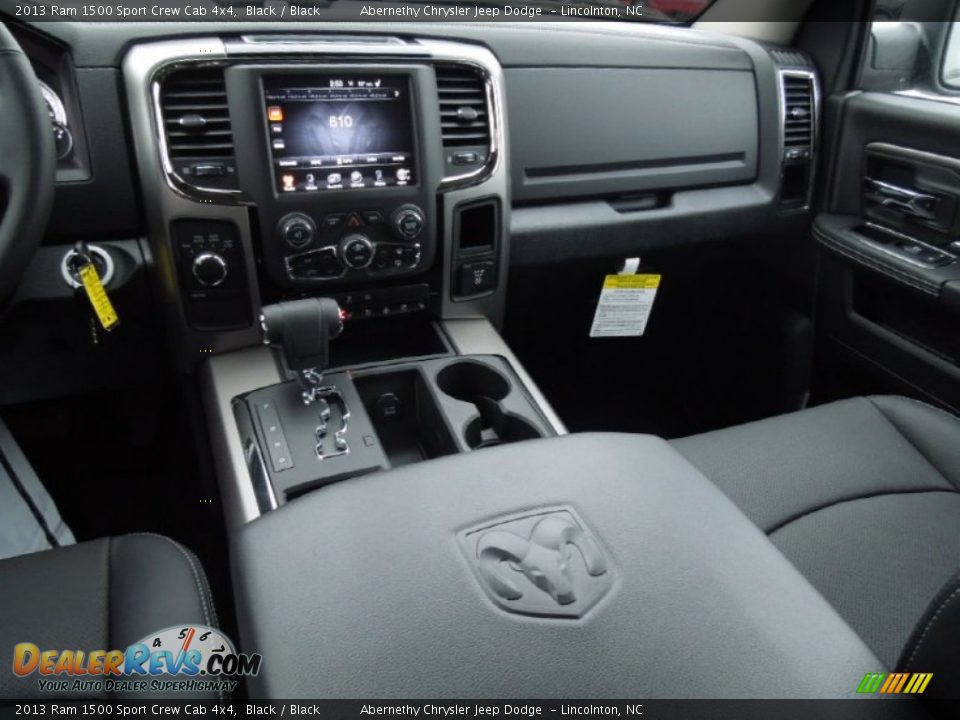 Dashboard of 2013 Ram 1500 Sport Crew Cab 4x4 Photo #20