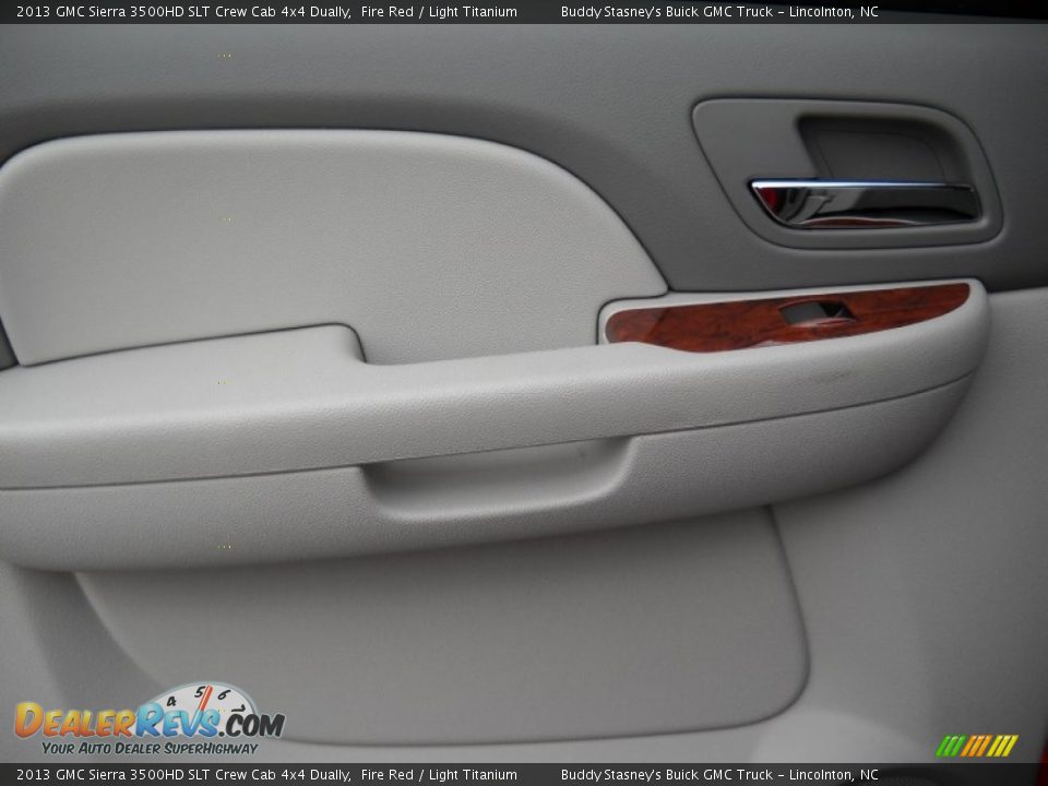 Door Panel of 2013 GMC Sierra 3500HD SLT Crew Cab 4x4 Dually Photo 17