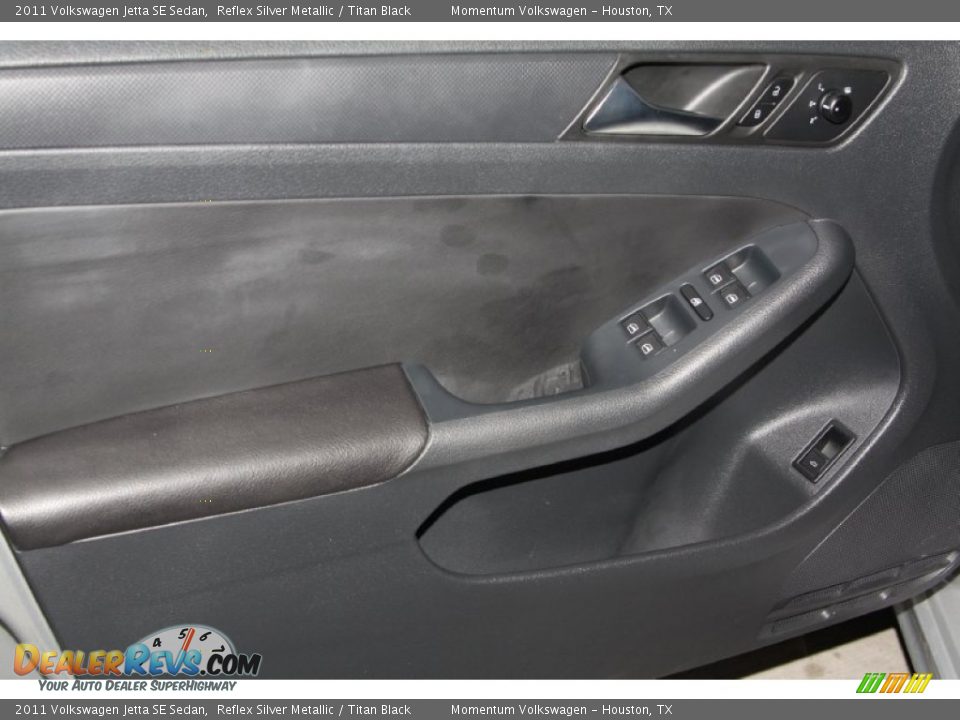 2011 Volkswagen Jetta SE Sedan Reflex Silver Metallic / Titan Black Photo #7