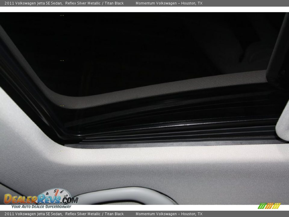 2011 Volkswagen Jetta SE Sedan Reflex Silver Metallic / Titan Black Photo #14