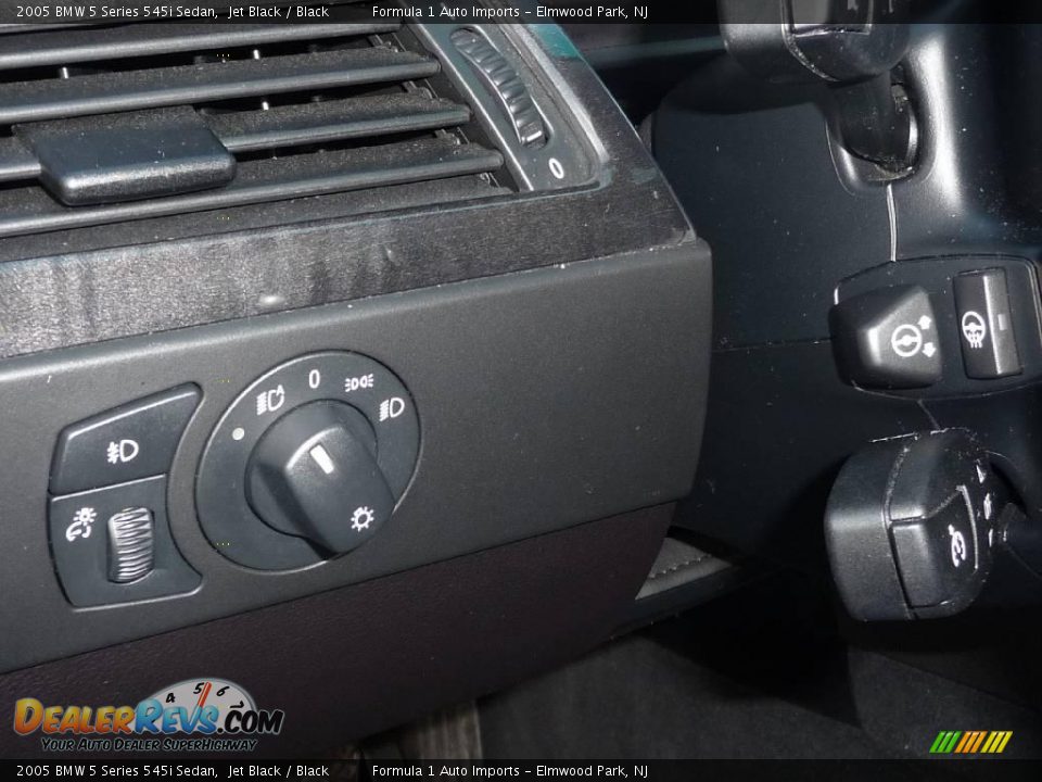 2005 BMW 5 Series 545i Sedan Jet Black / Black Photo #31