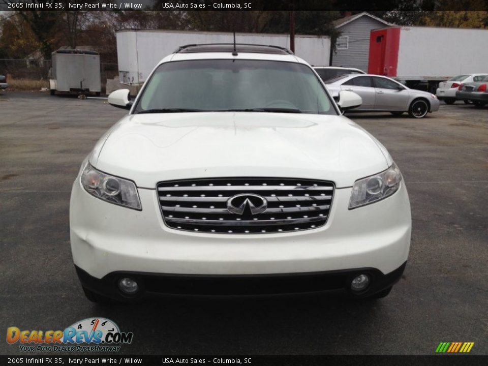 2005 Infiniti FX 35 Ivory Pearl White / Willow Photo #1