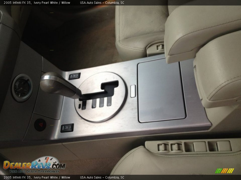 2005 Infiniti FX 35 Shifter Photo #18