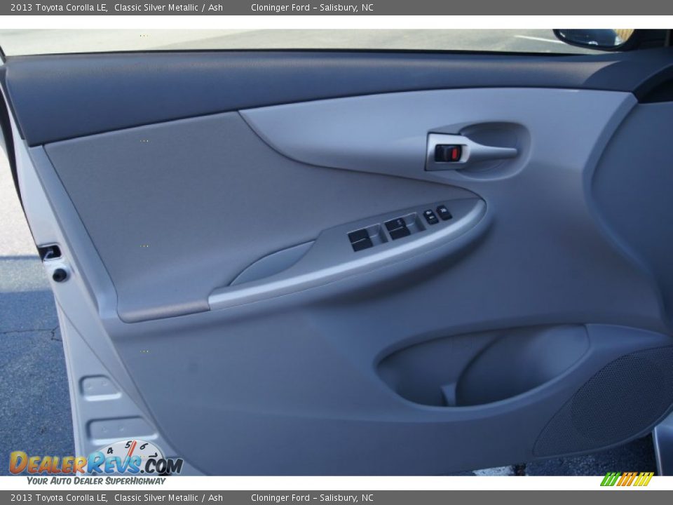 2013 Toyota Corolla LE Classic Silver Metallic / Ash Photo #8