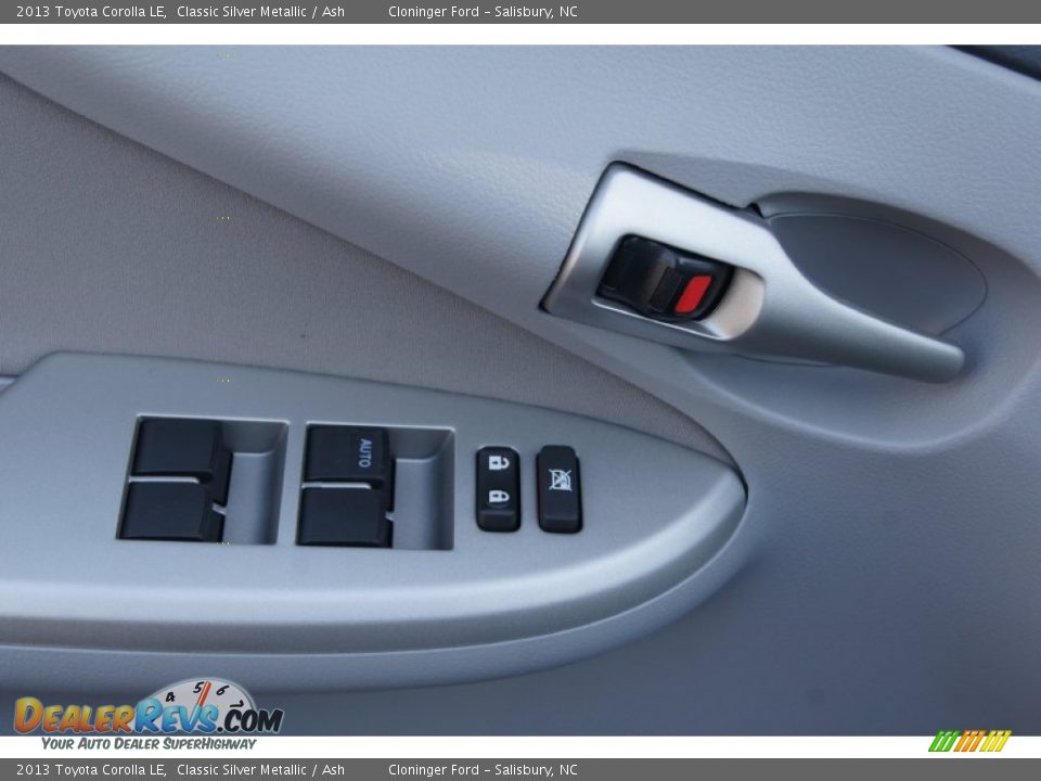 2013 Toyota Corolla LE Classic Silver Metallic / Ash Photo #9