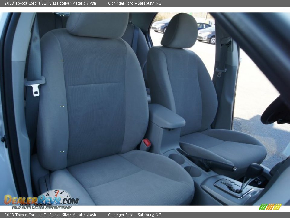 2013 Toyota Corolla LE Classic Silver Metallic / Ash Photo #18
