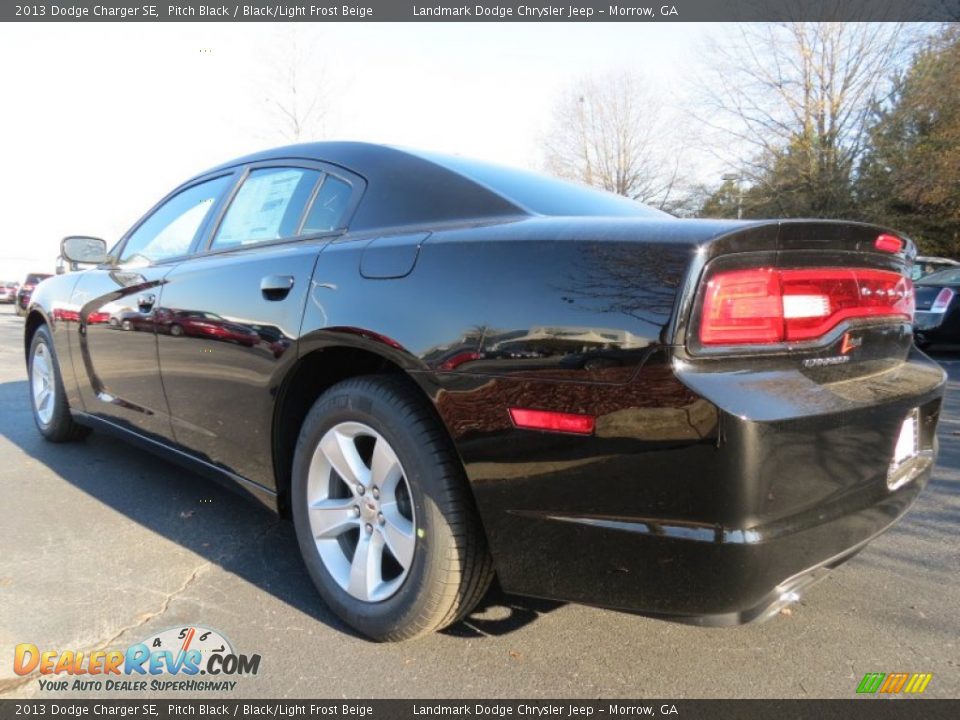 2013 Dodge Charger SE Pitch Black / Black/Light Frost Beige Photo #2