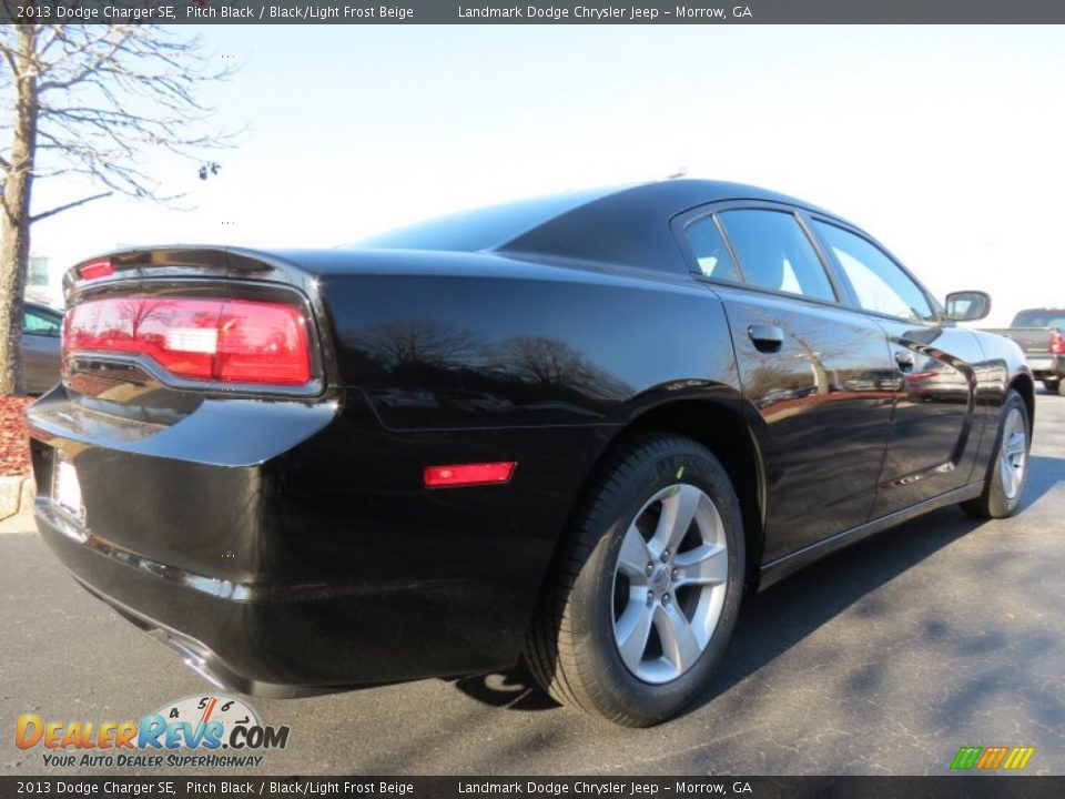2013 Dodge Charger SE Pitch Black / Black/Light Frost Beige Photo #3