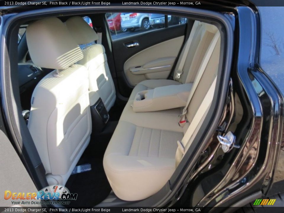 2013 Dodge Charger SE Pitch Black / Black/Light Frost Beige Photo #7