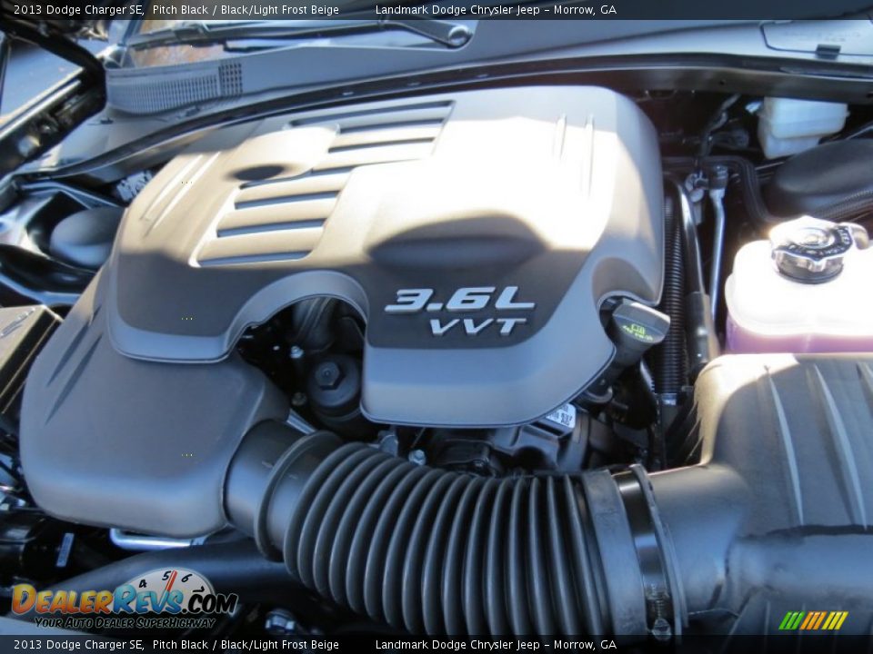 2013 Dodge Charger SE Pitch Black / Black/Light Frost Beige Photo #9