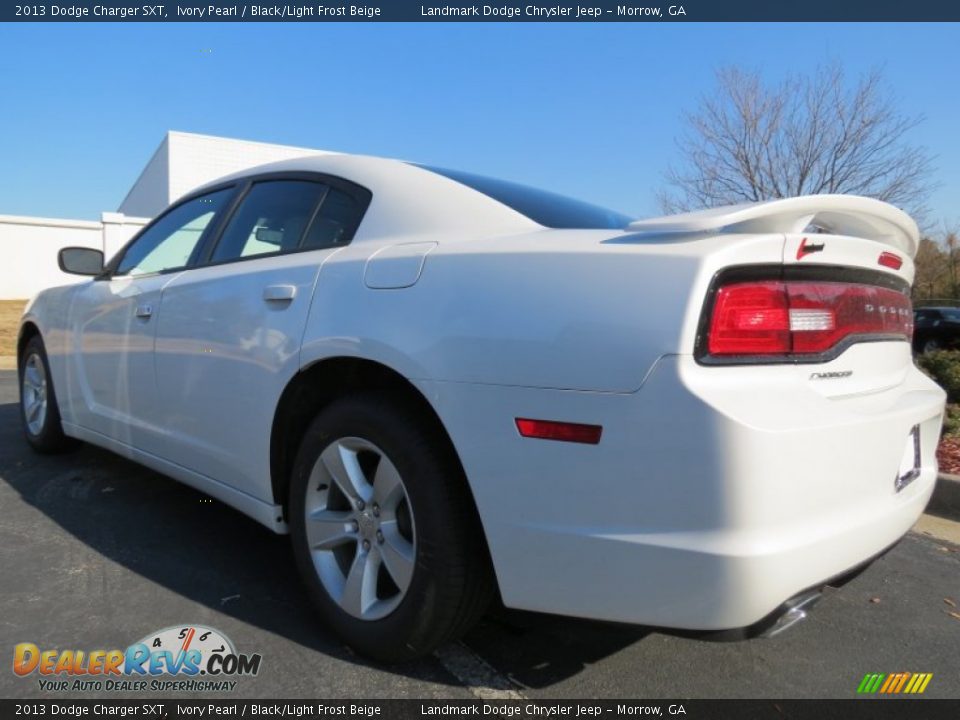 2013 Dodge Charger SXT Ivory Pearl / Black/Light Frost Beige Photo #2