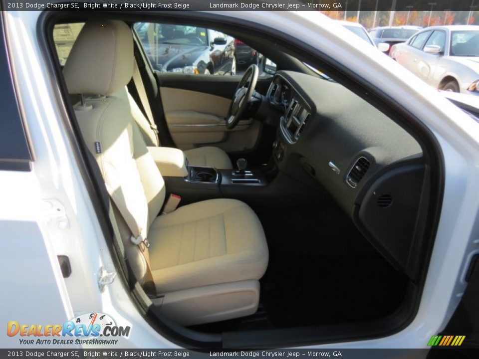 2013 Dodge Charger SE Bright White / Black/Light Frost Beige Photo #8