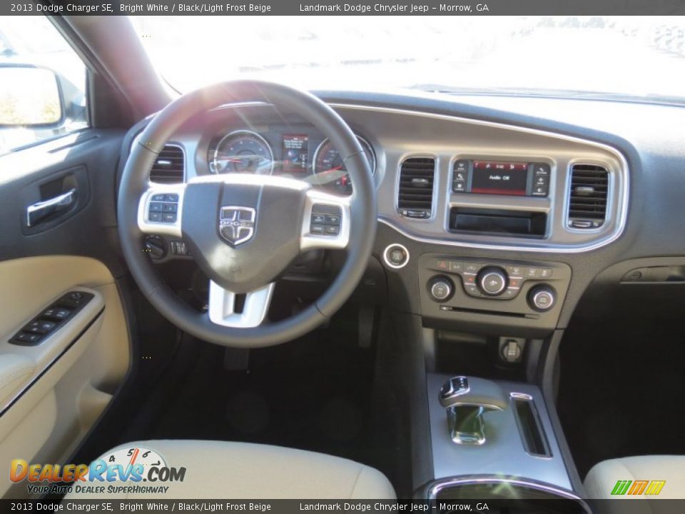 2013 Dodge Charger SE Bright White / Black/Light Frost Beige Photo #9