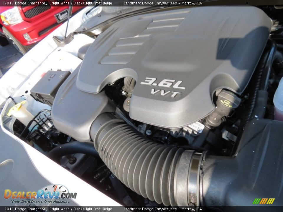 2013 Dodge Charger SE Bright White / Black/Light Frost Beige Photo #10