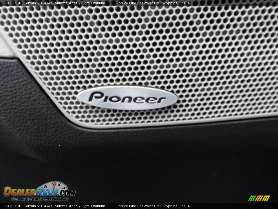 2010 GMC Terrain SLT AWD Summit White / Light Titanium Photo #13