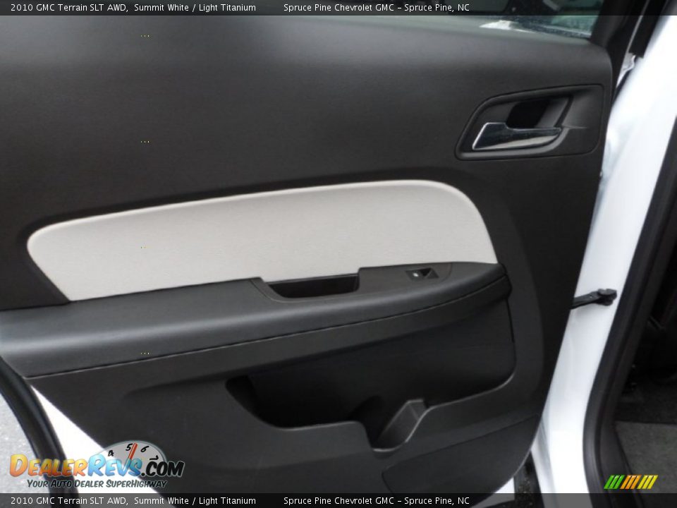 2010 GMC Terrain SLT AWD Summit White / Light Titanium Photo #25