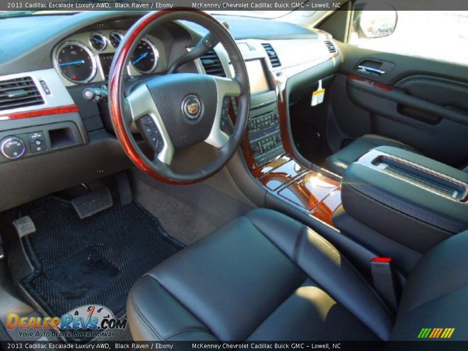 Ebony Interior - 2013 Cadillac Escalade Luxury AWD Photo #28
