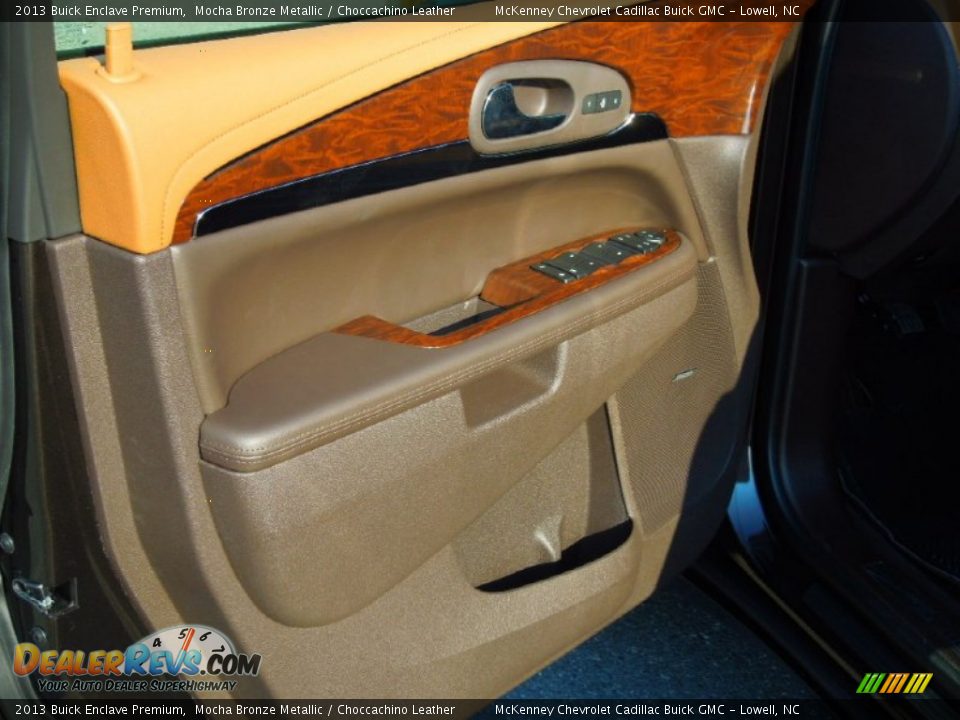 Door Panel of 2013 Buick Enclave Premium Photo #10