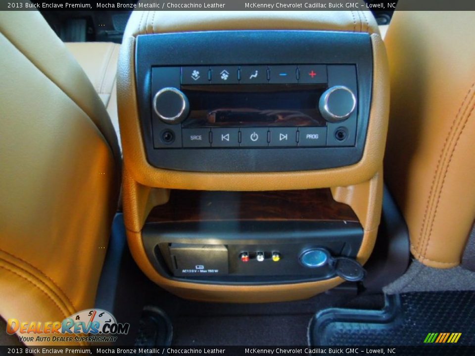 Controls of 2013 Buick Enclave Premium Photo #21