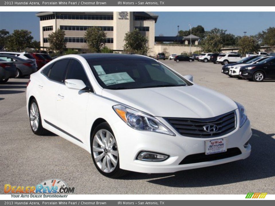 2013 Hyundai Azera Porcelain White Pearl / Chestnut Brown Photo #8