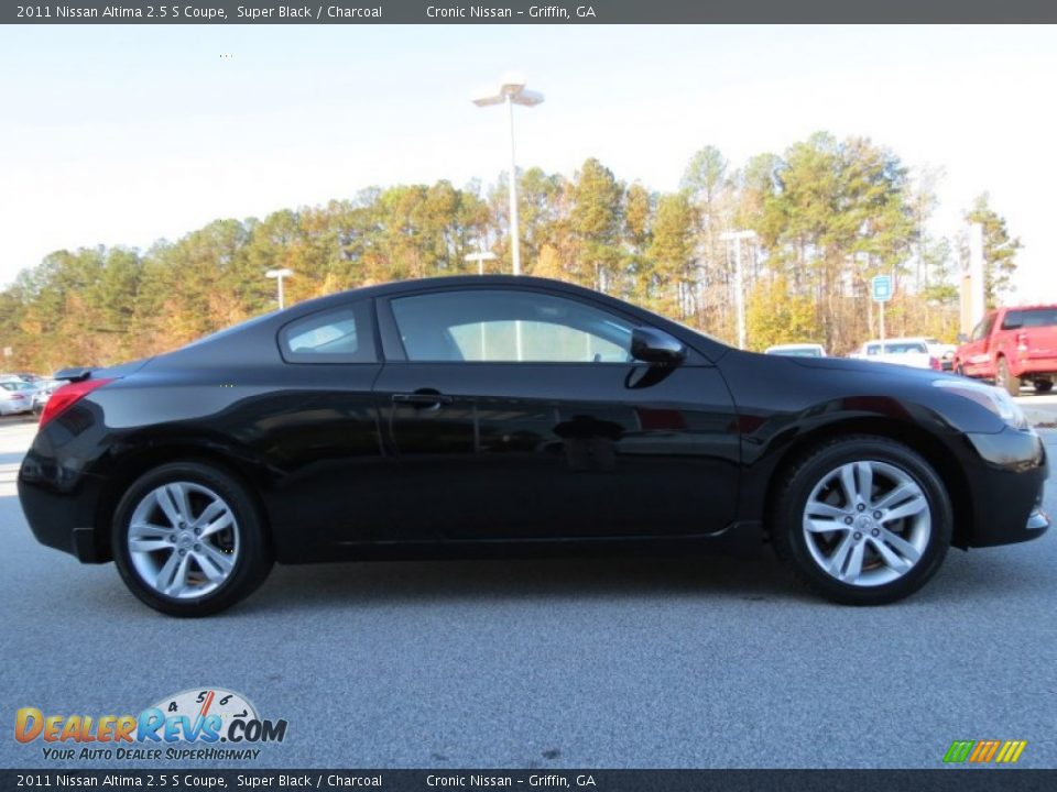 2011 Nissan Altima 2.5 S Coupe Super Black / Charcoal Photo #6