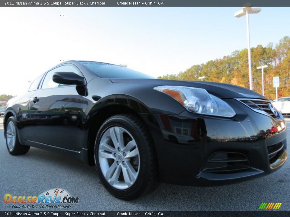 2011 Nissan Altima 2.5 S Coupe Super Black / Charcoal Photo #7