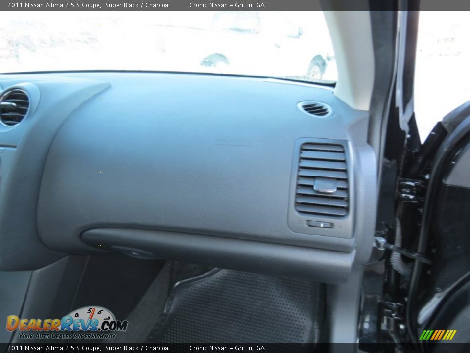 2011 Nissan Altima 2.5 S Coupe Super Black / Charcoal Photo #16