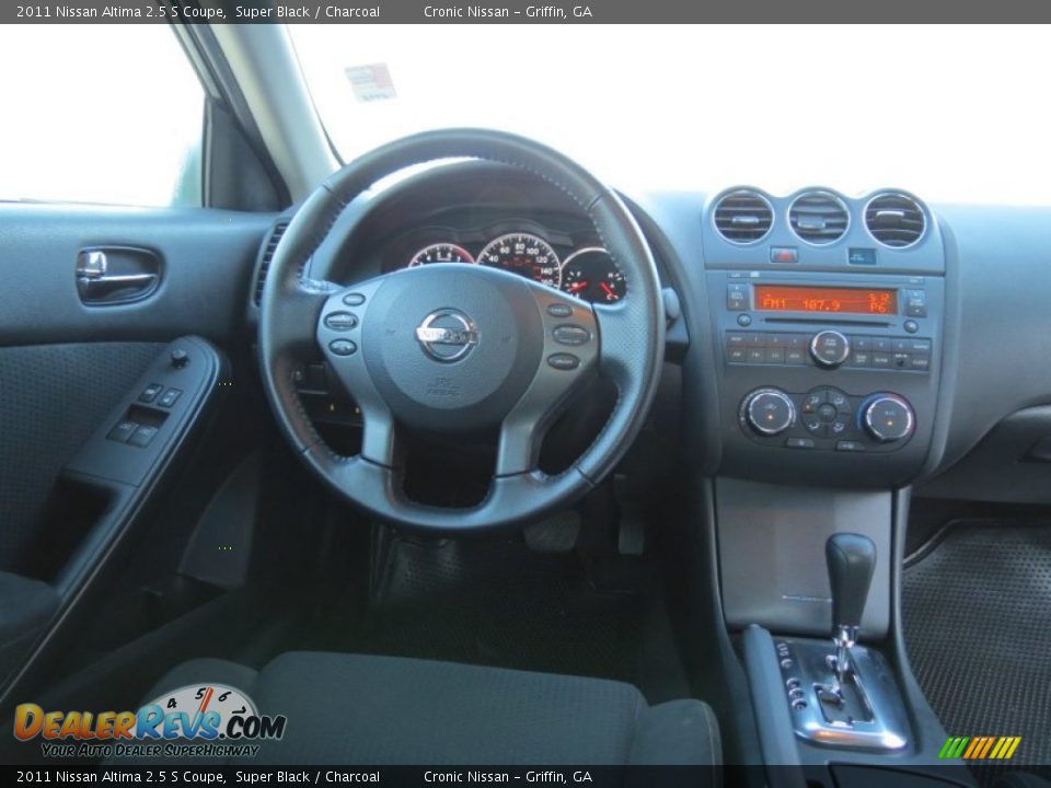 2011 Nissan Altima 2.5 S Coupe Super Black / Charcoal Photo #17