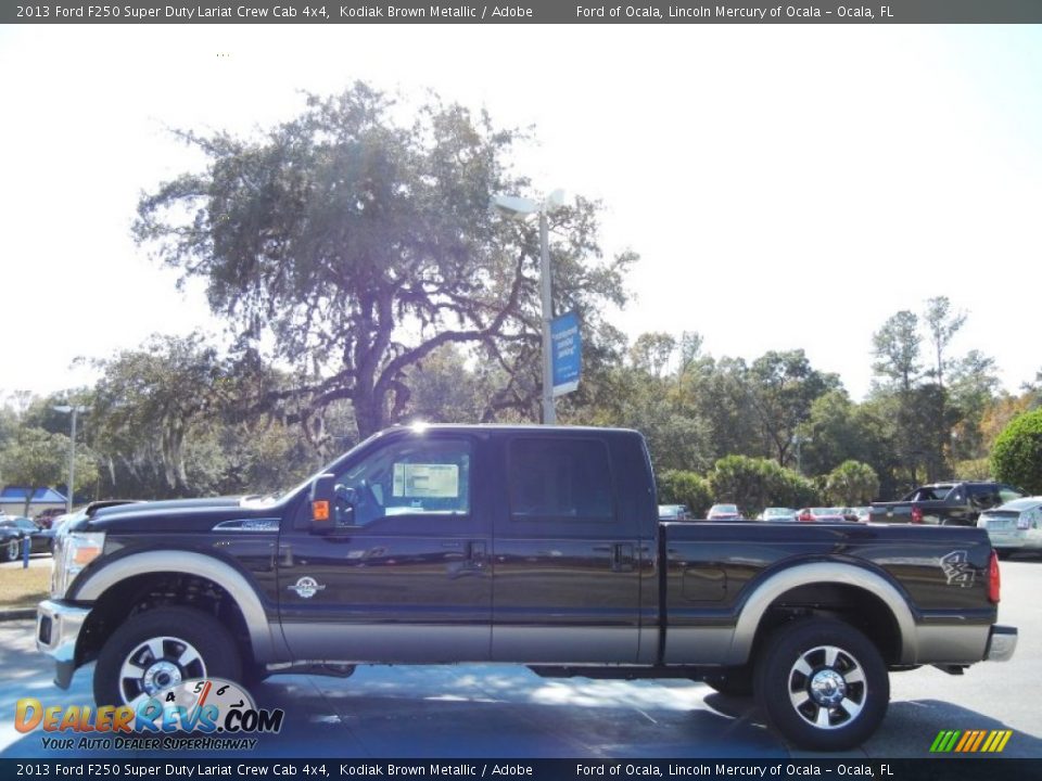 2013 Ford F250 Super Duty Lariat Crew Cab 4x4 Kodiak Brown Metallic / Adobe Photo #2