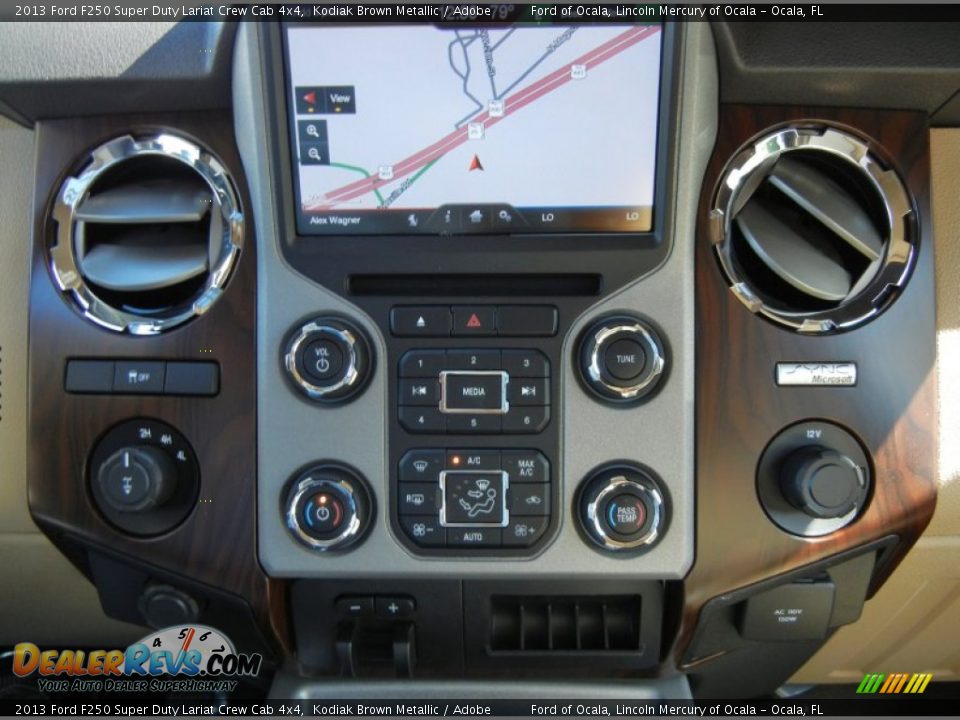 Navigation of 2013 Ford F250 Super Duty Lariat Crew Cab 4x4 Photo #10