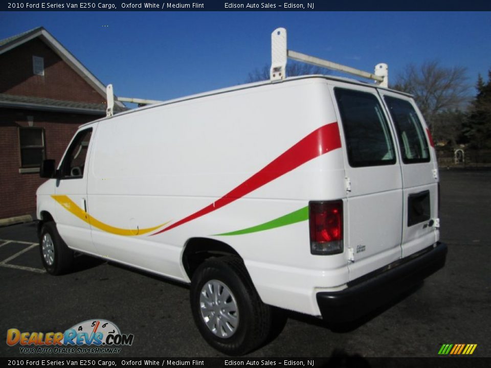 2010 Ford E Series Van E250 Cargo Oxford White / Medium Flint Photo #5