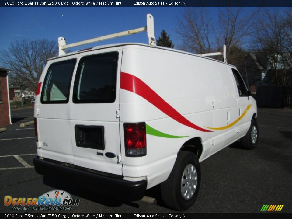 2010 Ford E Series Van E250 Cargo Oxford White / Medium Flint Photo #7